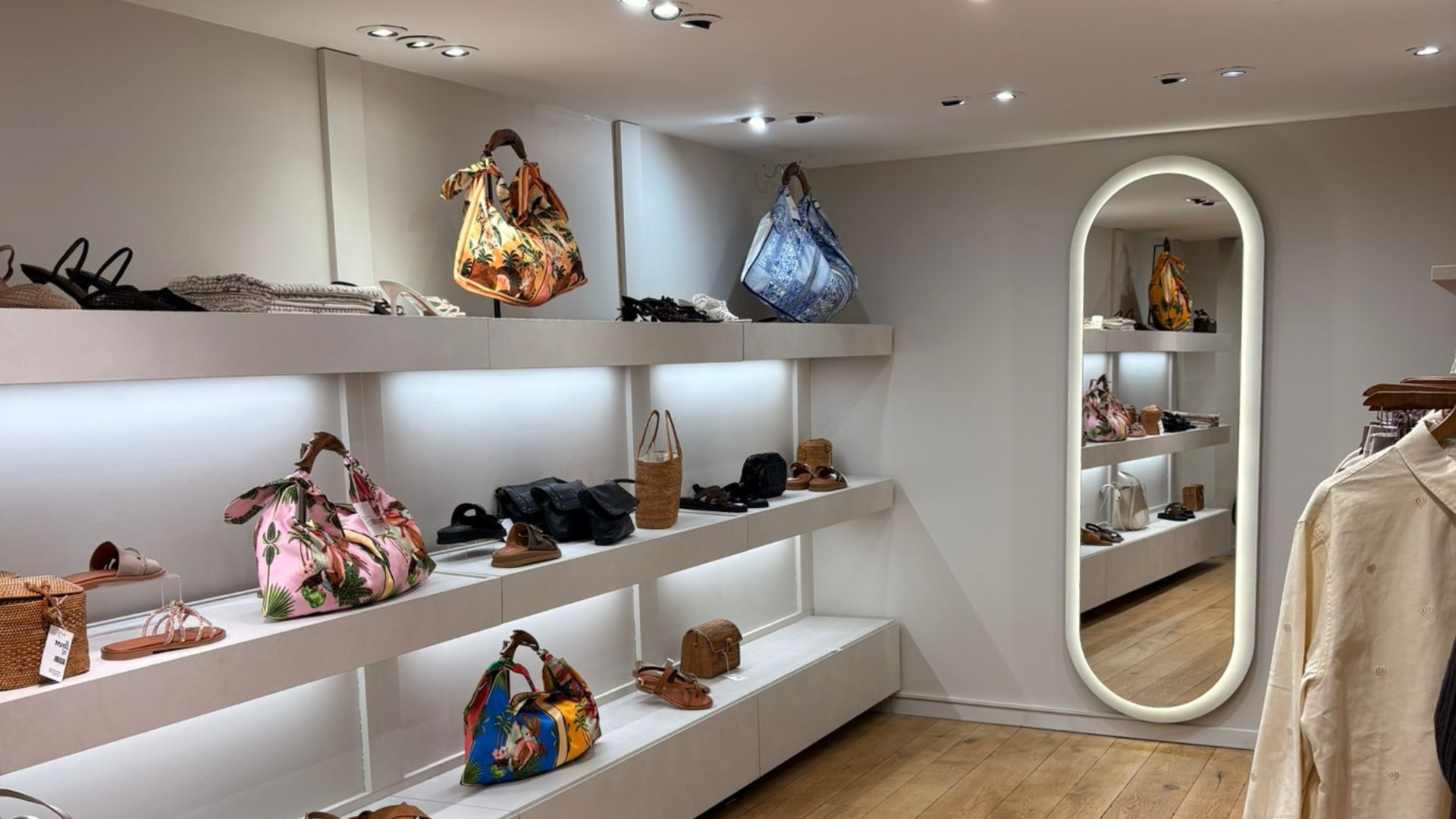 Agencement de la boutique MODI IN